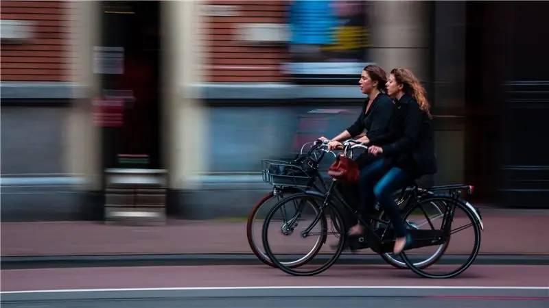 Велосипедисты более законопослушны, чем водители