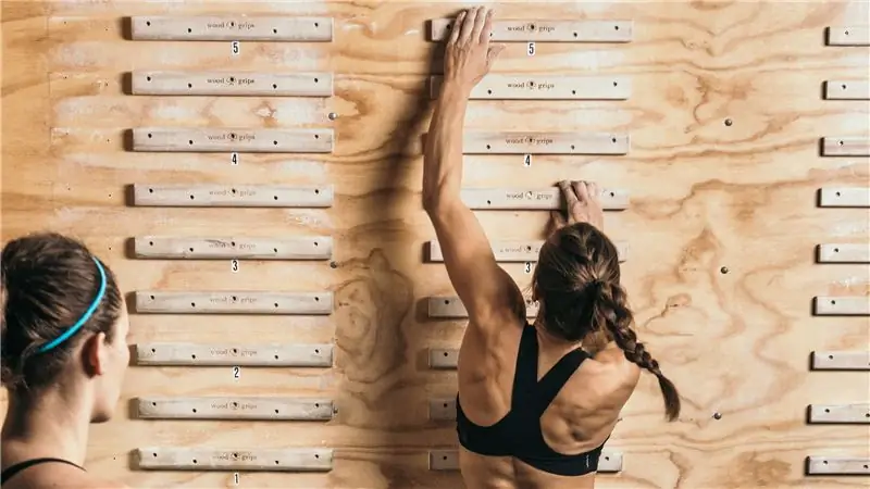 The North Face - лучший в мире бюстгальтер для скалолазания