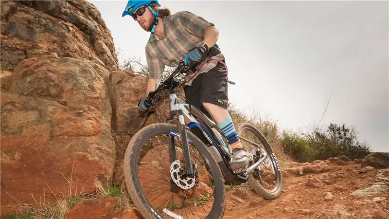 YDX-Torc болезненно близок к тому, чтобы стать отличным. Что крайне необходимо, так это шины большего размера, бескамерные колеса и аккумулятор, встроенный в нижнюю трубу, а также более современная графика