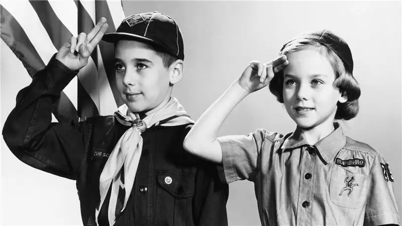 Комментарий: чьи они скауты?