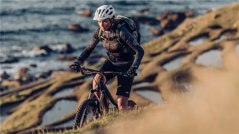 Европейцы умеют делать женские шорты для горных велосипедов