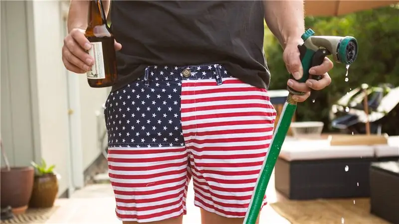 Шорты с американским флагом Chubbies идеально подходят для пеших прогулок