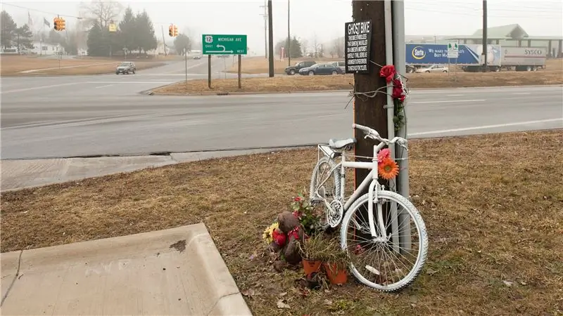 Тревожный подъем мотоцикла-призрака