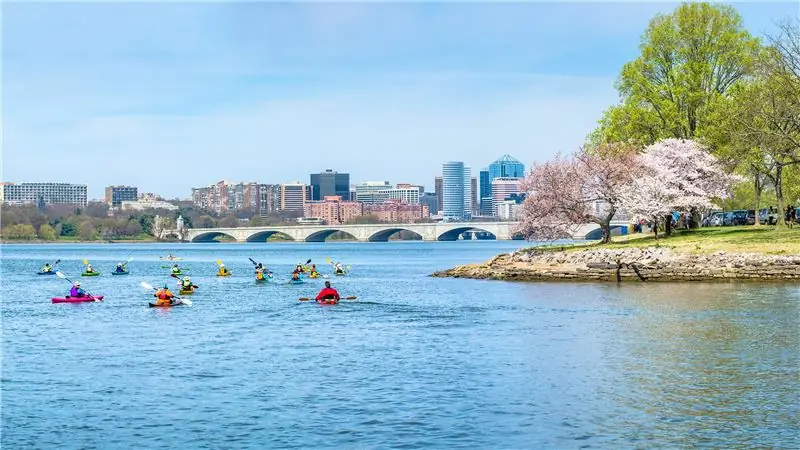 Судебный процесс оспаривает закрытие Трампа Потомака