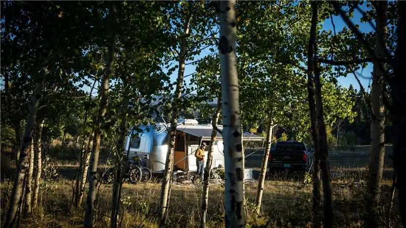 Не будь отшельником в лагере