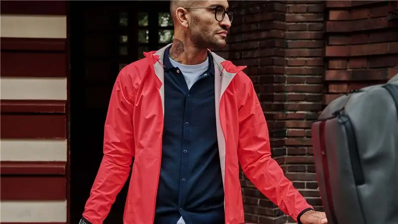 Куртка Rapha Commuter - незаменимая зимняя куртка