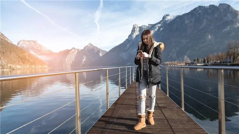 Лучшая книга о детях, зависимых от родительского экрана