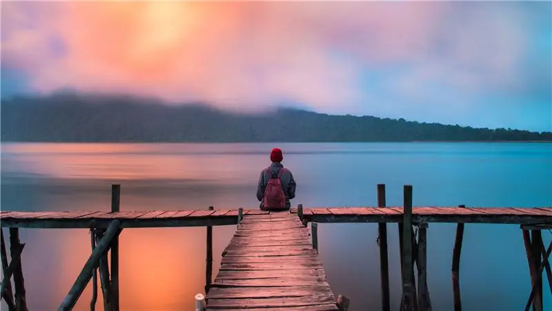 Используйте метод KonMari, чтобы привести в порядок свой разум