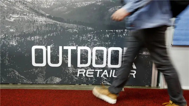 Перемещение уличного ритейлера - это не в политике. Дело в деньгах