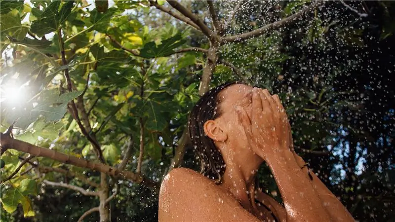 Мои 10 лучших душей после приключений