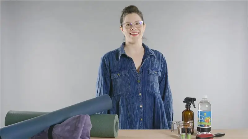 Как очистить коврик для йоги любого типа