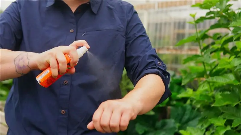 Средства для отпугивания насекомых, чтобы сделать сезон ошибок более терпимым