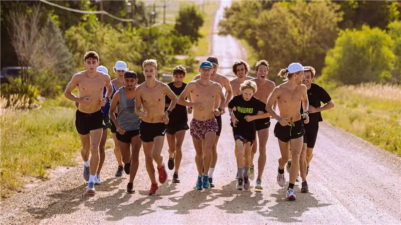 Бегуны поколения Z хотят заново изобрести средства массовой информации для бега