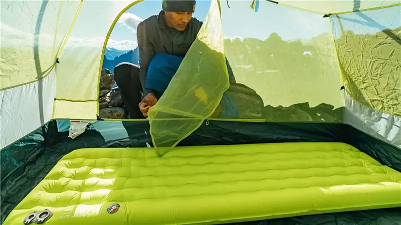 Как отремонтировать спальный коврик дома