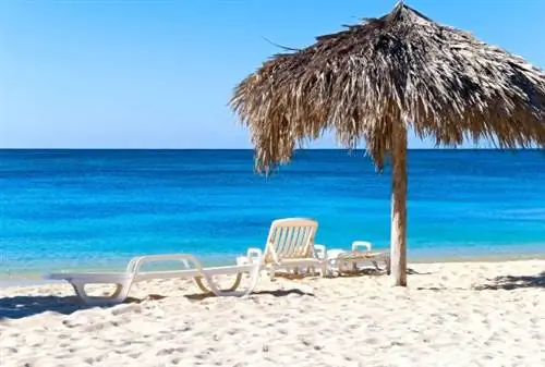 Пляжи, которые можно посетить в любое время года