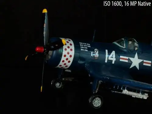ISO 1600 16 МП, исходное