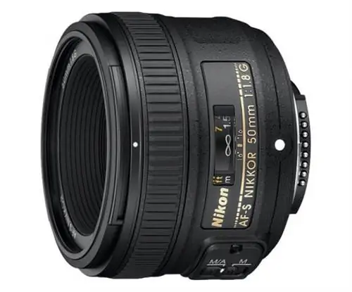 Nikon 50mm f/1.8G против f/1.4G