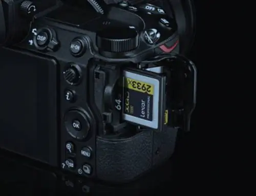 Слот для карты XQD в Nikon Z6 и Z7