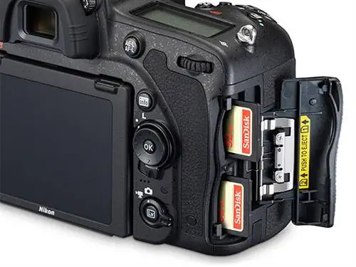 Двойные SD-карты Nikon D750