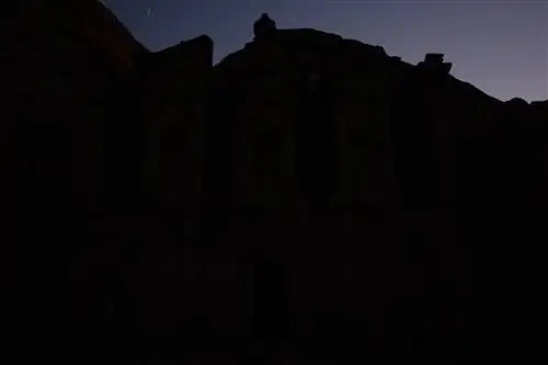 Недоэкспонированное изображение Nikon Z7