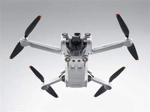 DJI Mini 3 Pro - крупный план 02