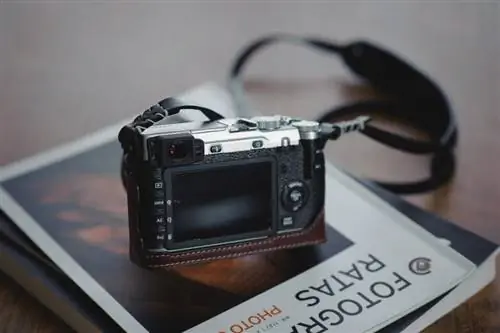 Кожаный получехол Gariz для Fujifilm X-E1-2