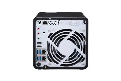 QNAP TS-453BT3 Назад