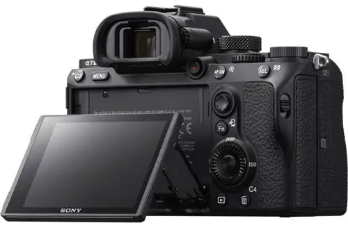Sony A7 III наклонно-откидной экран Sony A7 III наклонно-откидной экран