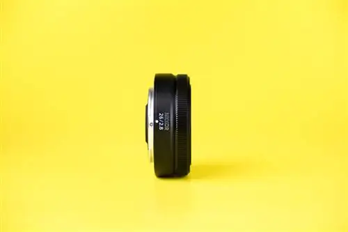 Nikon Z 26mm f2.8, вид сбоку