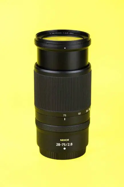 Nikon Z 28-75mm f2.8 с удлиненным стволом 75 мм