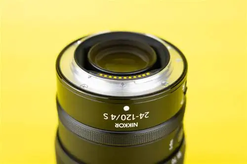 Nikon Z 24-120mm f4 S: вид крепления объектива