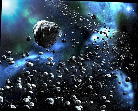 Астероидное поле на самом деле было бы безопасно летать