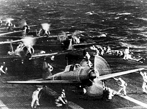 Пустыня истории: Шпион Перл-Харбор