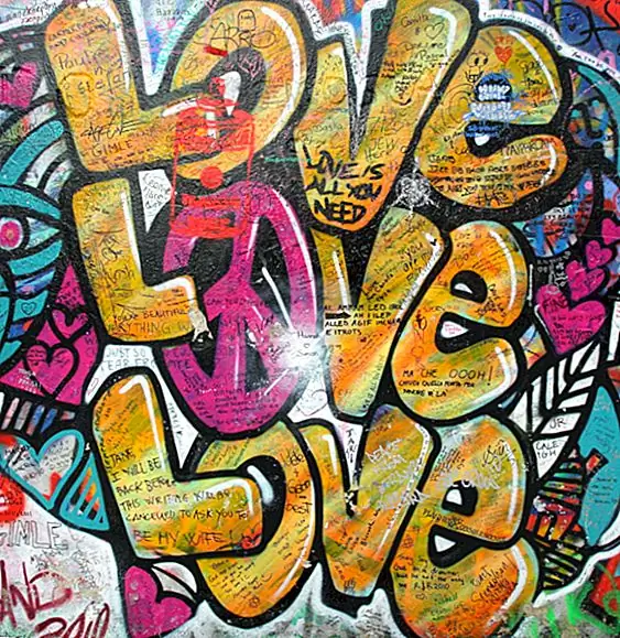 Первая подруга Джона Леннона