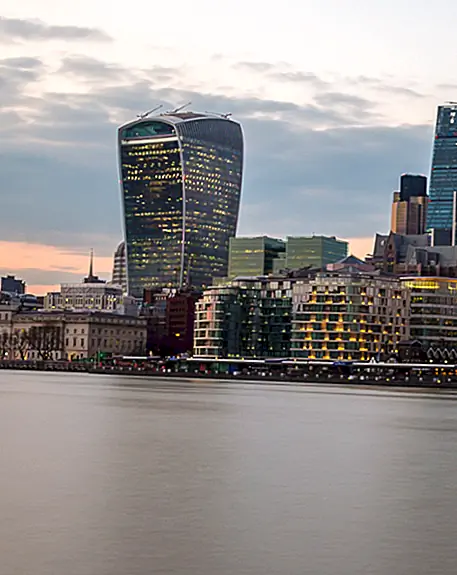 Плавильные машины, небоскреб «Walkie Scorchie»