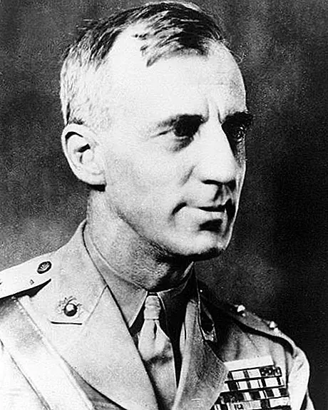 Смедли Батлер и бизнес-план