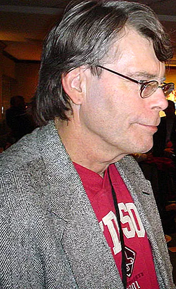 Дети Стивена Кинга из кукурузы впервые были опубликованы в журнале «Пентхаус»