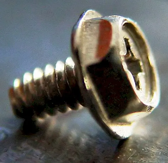 12 лучших способов удаления снятых винтов