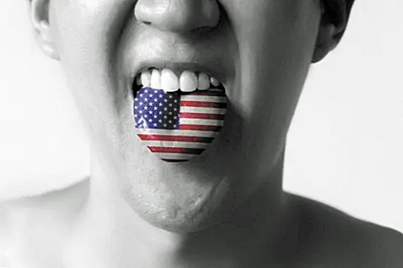 Любопытный случай американского акцента