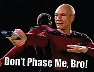 Разница между «Faze» и «Phase»