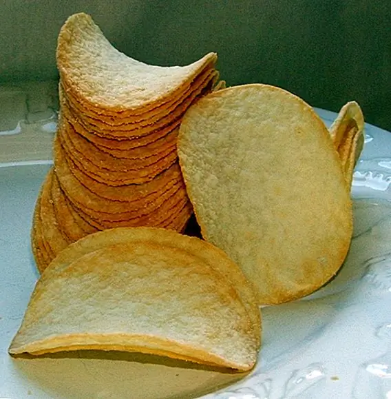 Изобретатель Pringles Can был похоронен в одном