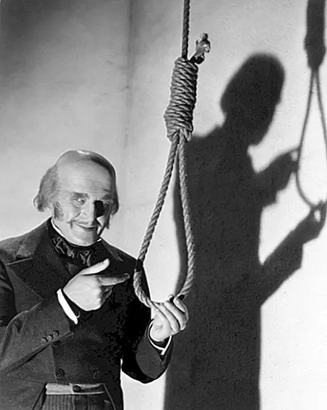 Человек, который пережил три последовательных развязки