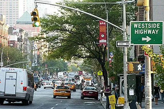 Происхождение схемы зеленого, желтого и красного цветов для светофоров