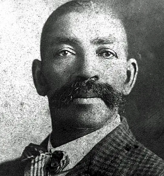 Замечательные басовые рифы