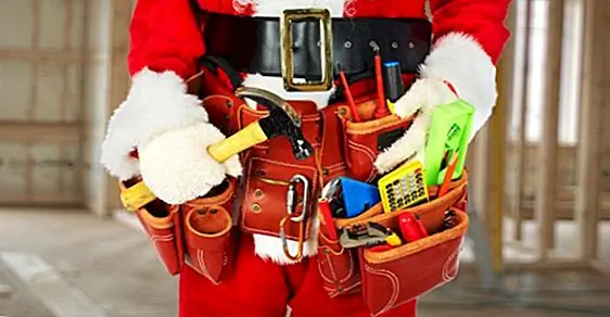 Рассказ о том, как две подруги многократно пересказывали одну пару брюк в течение более двух десятилетий