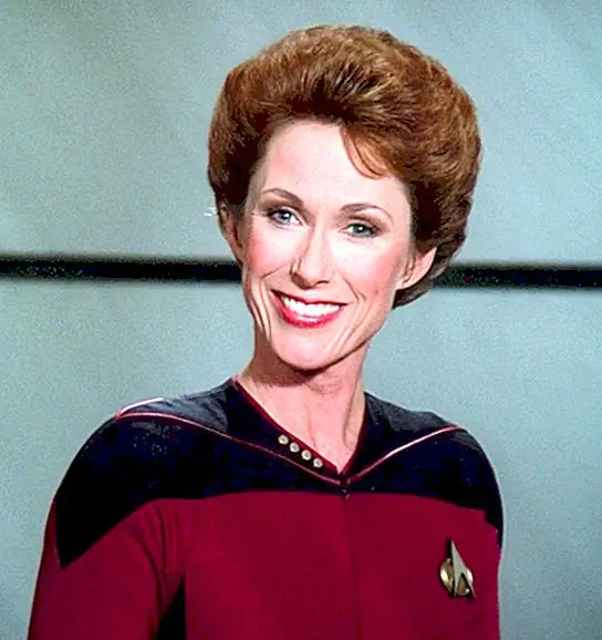 Истина о дорогах, не принятых, соединение Rose / Star Trek, что означает «Trump» в Великобритании и многое другое в еще 10 быстрых фактах