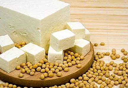 Tofu был популярен в столовой как второй век до н.э. в Китае