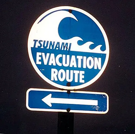 Цунами не такие же, как приливные волны