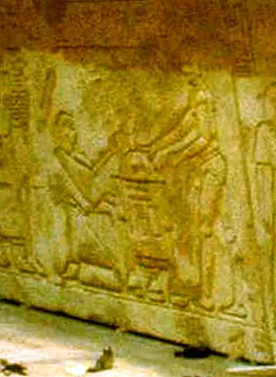 Когда «Звездные войны» и Индиана Джонс сталкиваются: атака пасхальных яиц