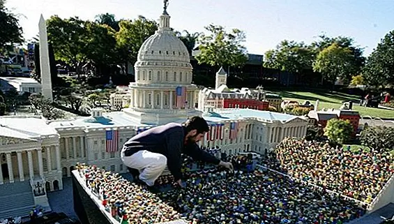 Где приходит слово «Лего»